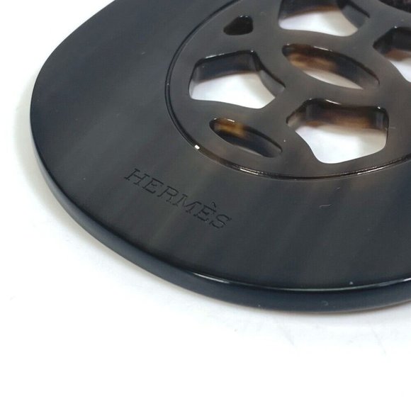 HERMES Lift PM Accessories Necklace Buffalo horn Brown - Picture 6 of 8